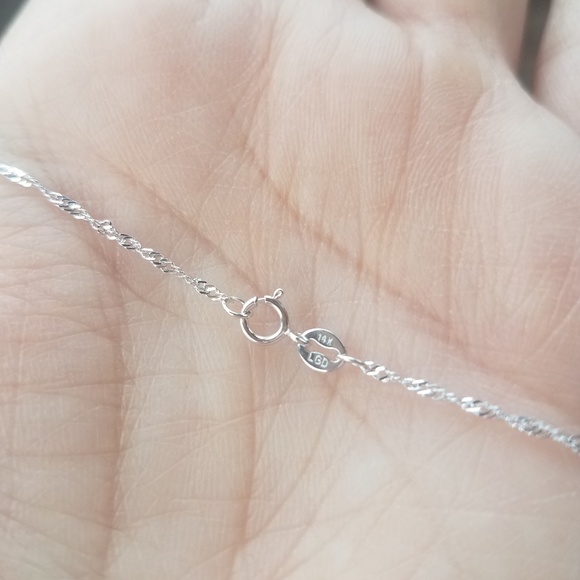 14k White Gold Solid 1mm Singapore Chain Necklace - Picture 6 of 8